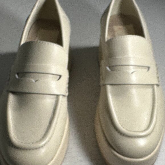 Dolce Vita Cream Loafers - Picture 4 of 16